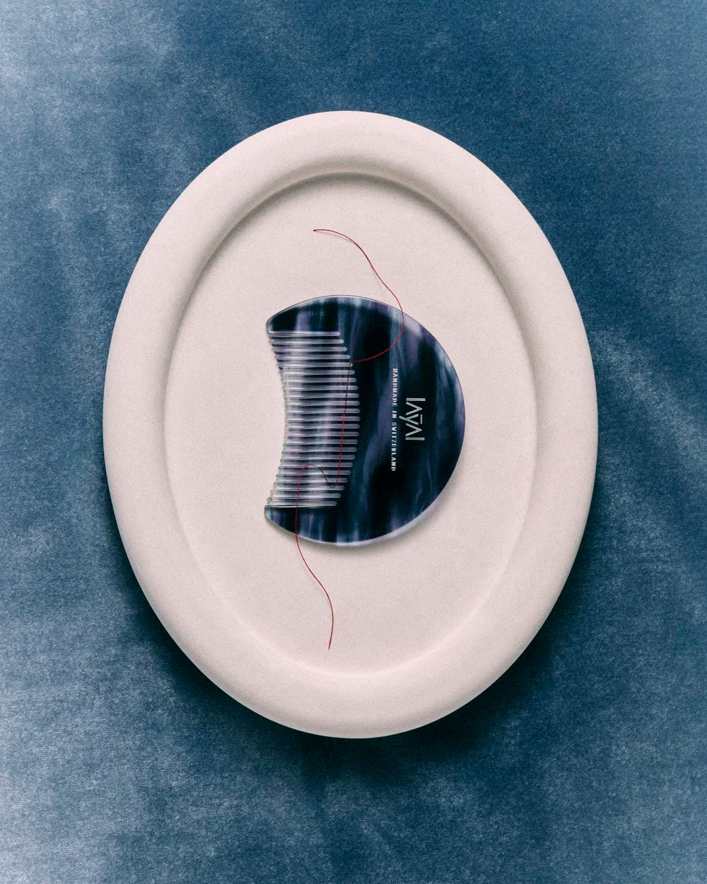 01 AMAR. The Blue Moon Comb. Original. Only 63.
